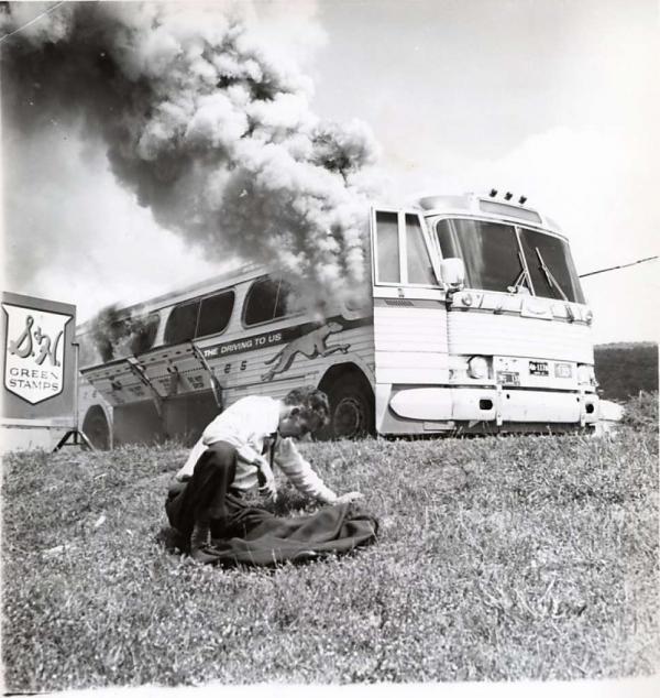 Freedom Riders, Anniston, Alabama, 14 maggio 1961