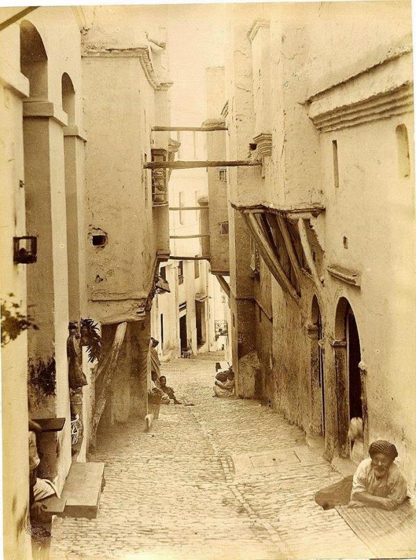 Algeri, Casbah -   Rue de Thèbes , 1860