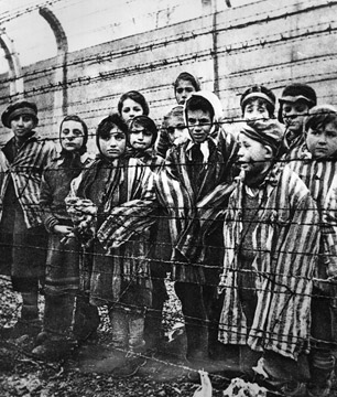 Auschwitz-Children-640