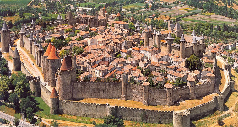 Carcassonne / Carcassona.