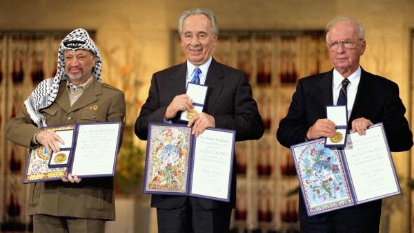  Yasser Arafat, Shimon Peres, Yitzhak Rabin