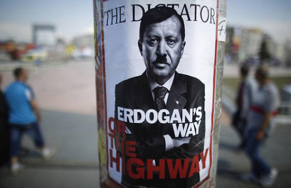 Erdoğan, in una parodia di una copertina di Time