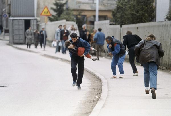 Sarajevo, 1993. Sotto il fuoco dei cecchini serbi