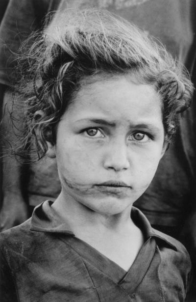 “Menina sem-terra”, foto di Sebastião Salgado, 1996 