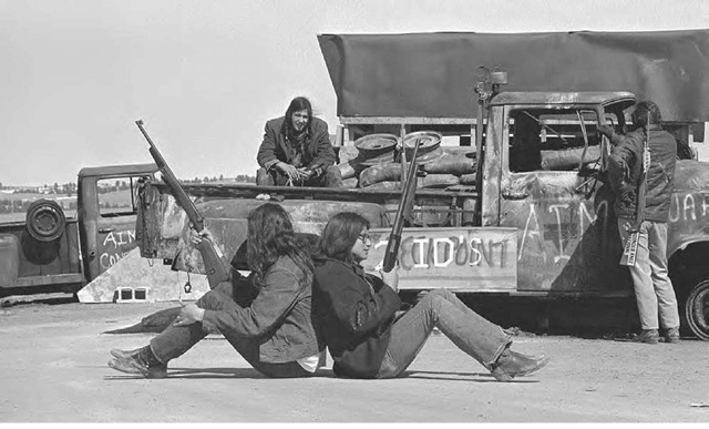 Presidio armato dell’AIM a Wounded Knee, South Dakota, 1973