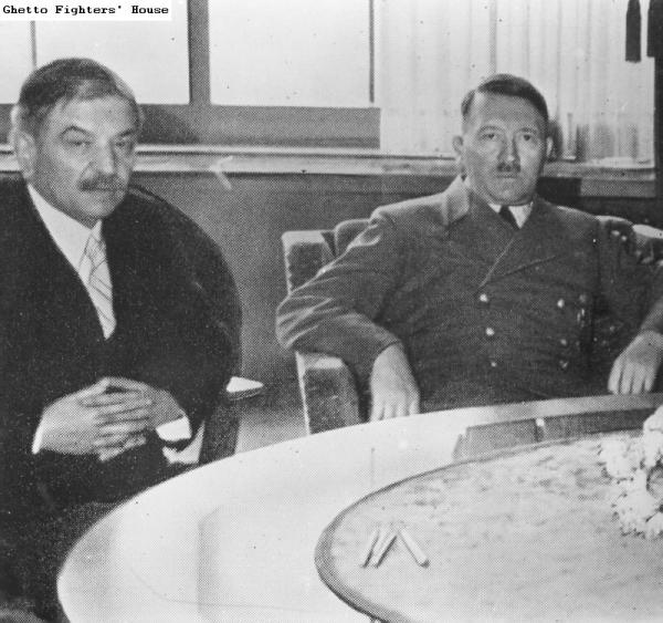 Pierre Laval con Adolf Hitler