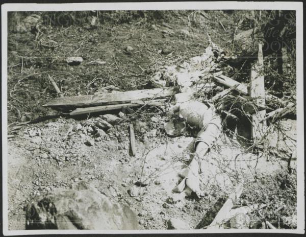 Il corpo smembrato di un soldato turco, Gallipoli, 1916 