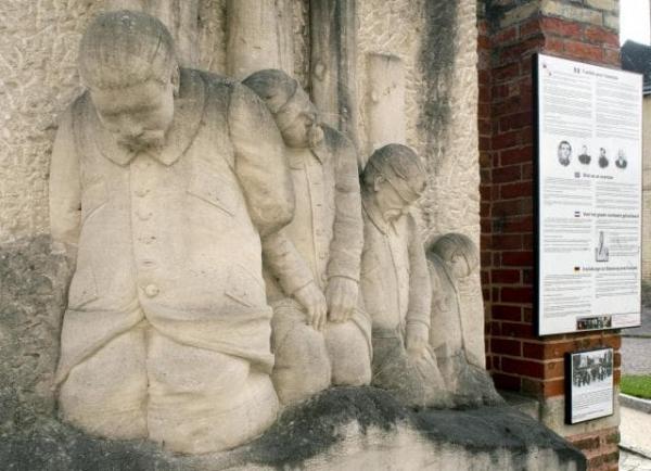 Suippes – Monumento a Lucien Lechat, Louis Lefoulon, Louis Girard, Théophile Maupas