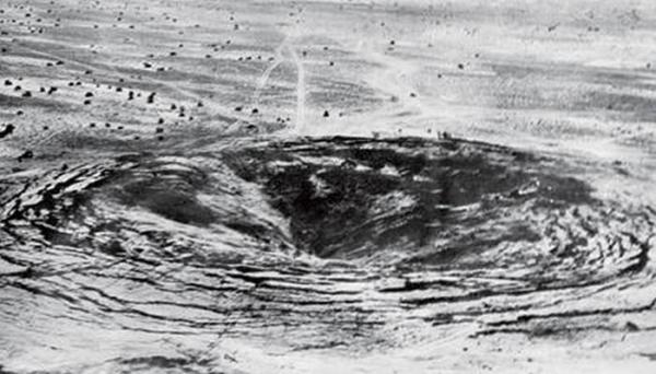 Cratere di Pokhran, dove ebbe luogo l'esplosione del 1974.