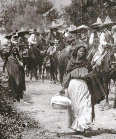 Soldaderas al seguito di truppe zapatiste, Messico 1914