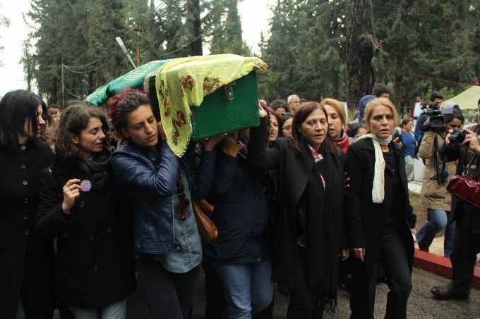 I funerali di Özgecan Aslan.