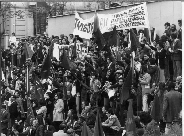 Reggio Calabria '72 - Archivio Storico CGIL