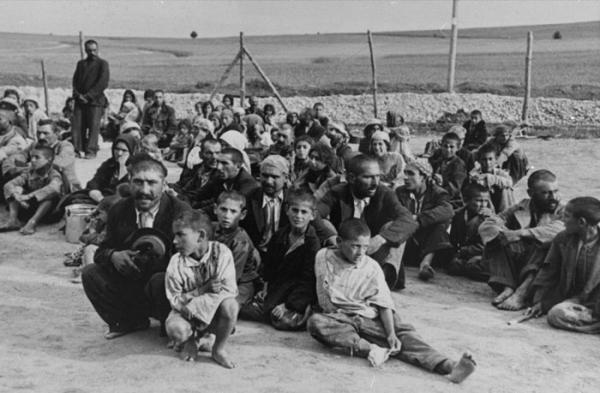 Gruppo di Roma nel campo nazista di Belzec, Polonia, 1940