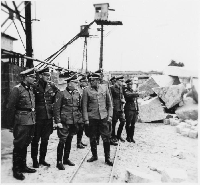 Gerarchi nazisti in visita al KZ Gross-Rosen