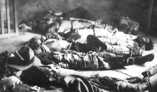 Contadini salvadoregni massacrati, 1932‎