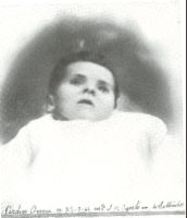 Anna Pardini (nata 23-7-1944, morta 12-8-1944)