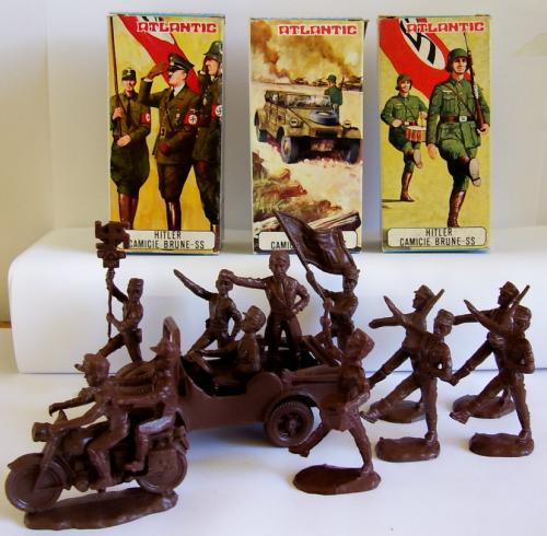 “E nelle loro ‎camicie brune vennero da noi…” ‎<br />
