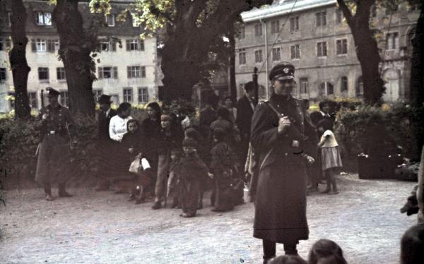 Asperg, Baden-Württemberg, primavera 1940. Rastrellamento di zingari roma e sinti