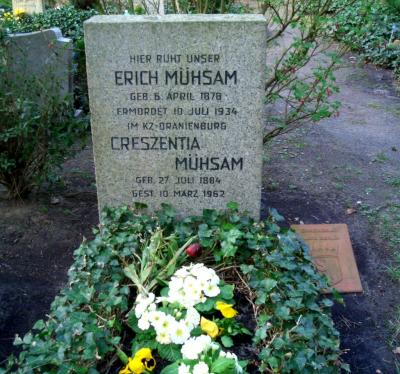 Erich e Kreszentia Mühsam, sepolti insieme