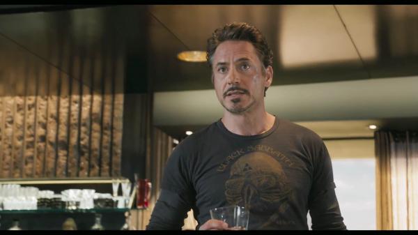 Robert John Downey, Jr nei panni di Tony Stark/Iron Man