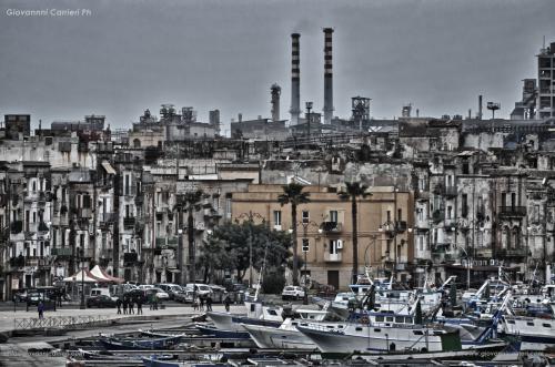 <br />
Ilva e Taranto, foto di Giovanni Carrieri.
