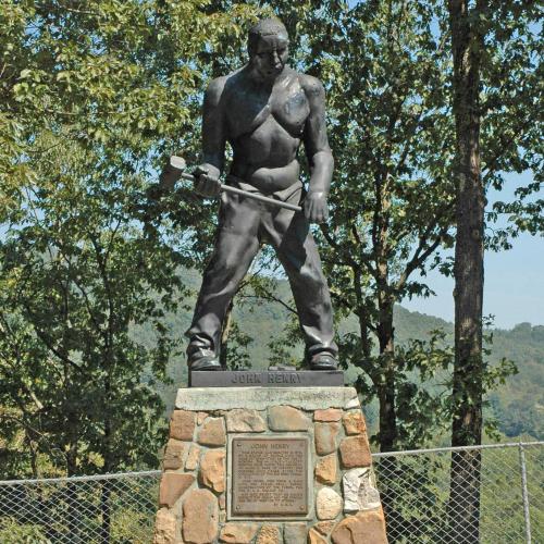 &lrm;Monumento a John Henry a &lrm;Talcott, West Virginia&lrm;