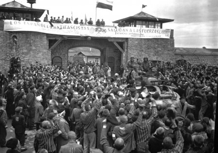 6 maggio 1945. Le truppe statunitensi liberano il campo di sterminio di Mauthausen, “il campo degli spagnoli”