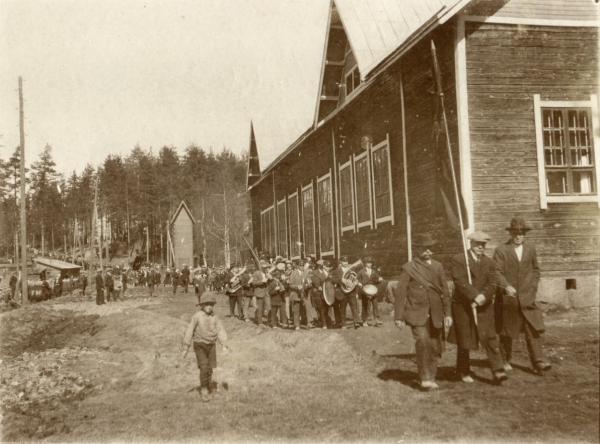 Mayday procession in Lappeenranta in 1917 