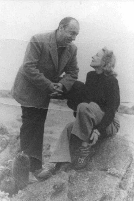 Pablo Neruda con Delia del Carril