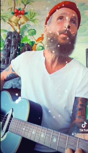  Lorenzo Cherubini (Jovanotti)