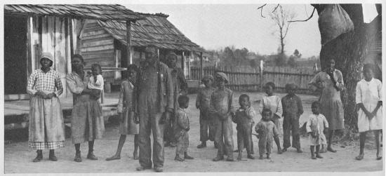 <br />
‎Sharecropper’s family‎