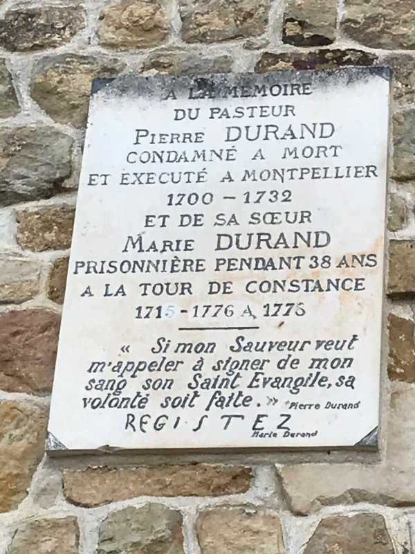Targa commemorativa di Pierre e Marie Durand sulla facciata della loro casa a  Bouschet de Pranles