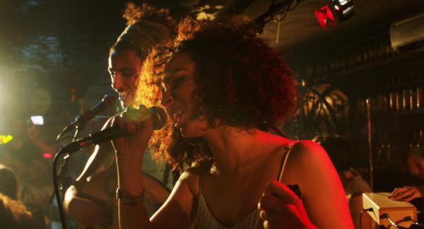 على حلّة عيني