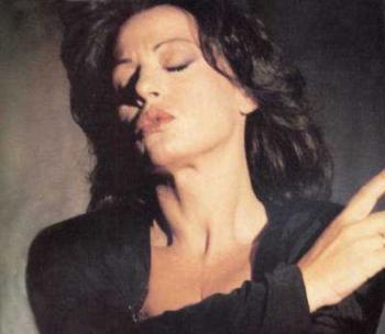 Haris Alexiou. Χάρις Αλεξίου.