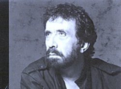 Andonis Kaloyannis, tra gli interpreti della canzone.