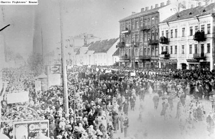 27-28 giugno 1941: la prima deportazione dal ghetto di Białystok. 