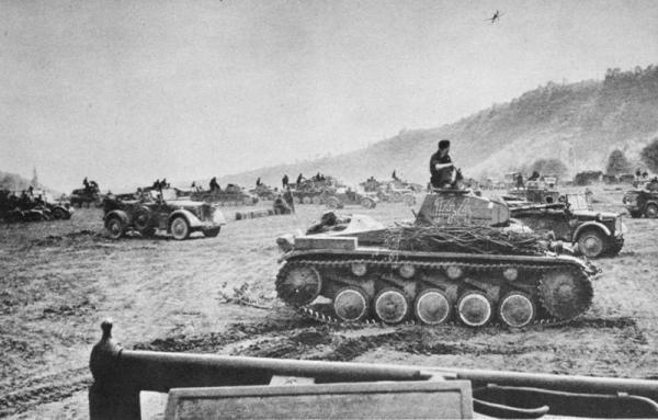 Blitzkrieg, 1940