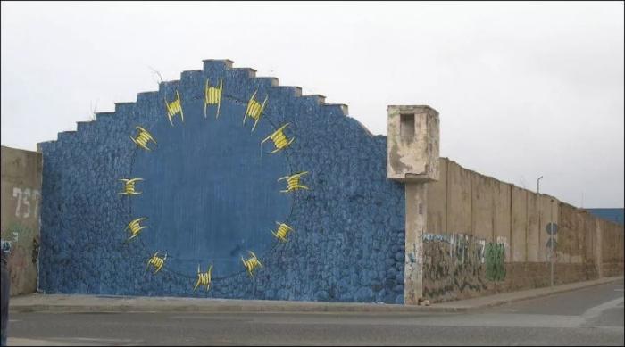 L'Europa vista dallo street artist Blu - Tangeri, Marocco