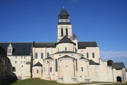 La Reale Abbazia di Fontevraud. L'Abbaye Royale de Fontebvraud. The Royal Abbey of Fontevraud.