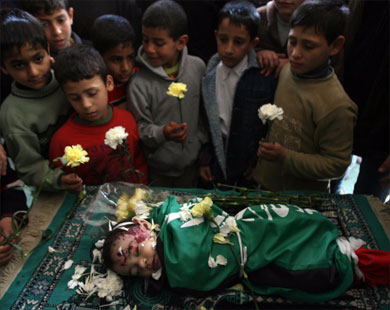 Bambino di Gaza "Sbarazzato". Gaza child "Got rid of".