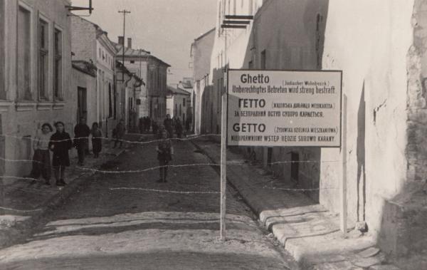 W łódzkim getcie 1942