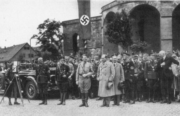 Il primo ministro ungherese Gyula Gömbös con Hitler