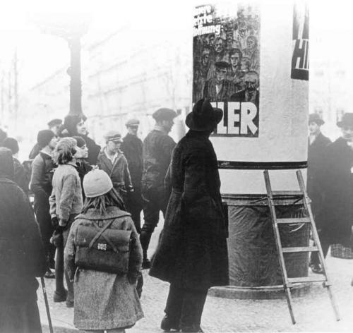 ‎Berlino, novembre 1932‎