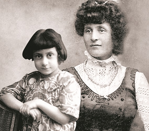 Ida Dalser con il figlio Benito Albino Mussolini