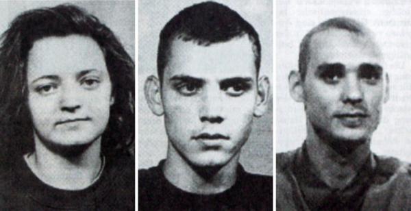 Beate Zschäpe, Uwe Böhnhardt ‎e Uwe Mundlos, i membri principali della Nationalsozialistischer Untergrund (Le foto risalgono ‎alla fine degli anni 90, quando ancora giovanissimi i tre erano già noti alla polizia per le loro ‎frequentazioni in ambienti neonazi).‎