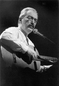 José Mário Branco.