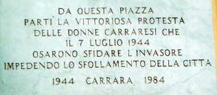 lapide-donne-carraresi