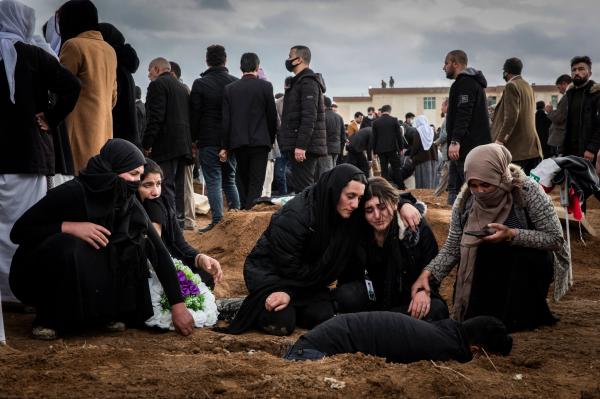 Compianto di vittime ezide credit: Ivor Prickett