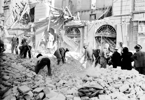 Milano, agosto 1943