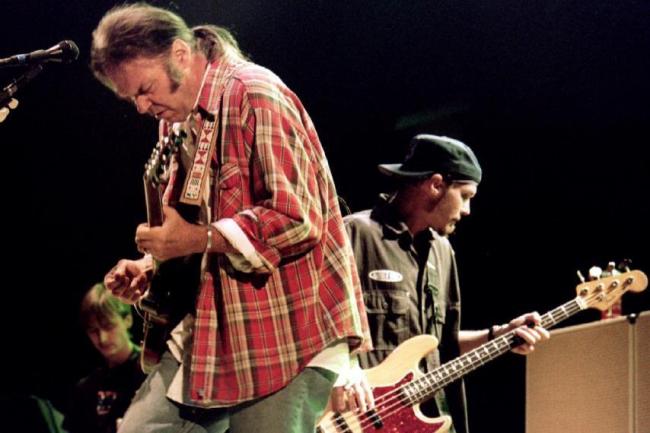neil-young and pearl jam